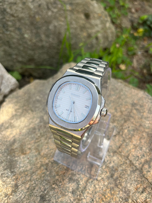 NAUTILUS WHITE