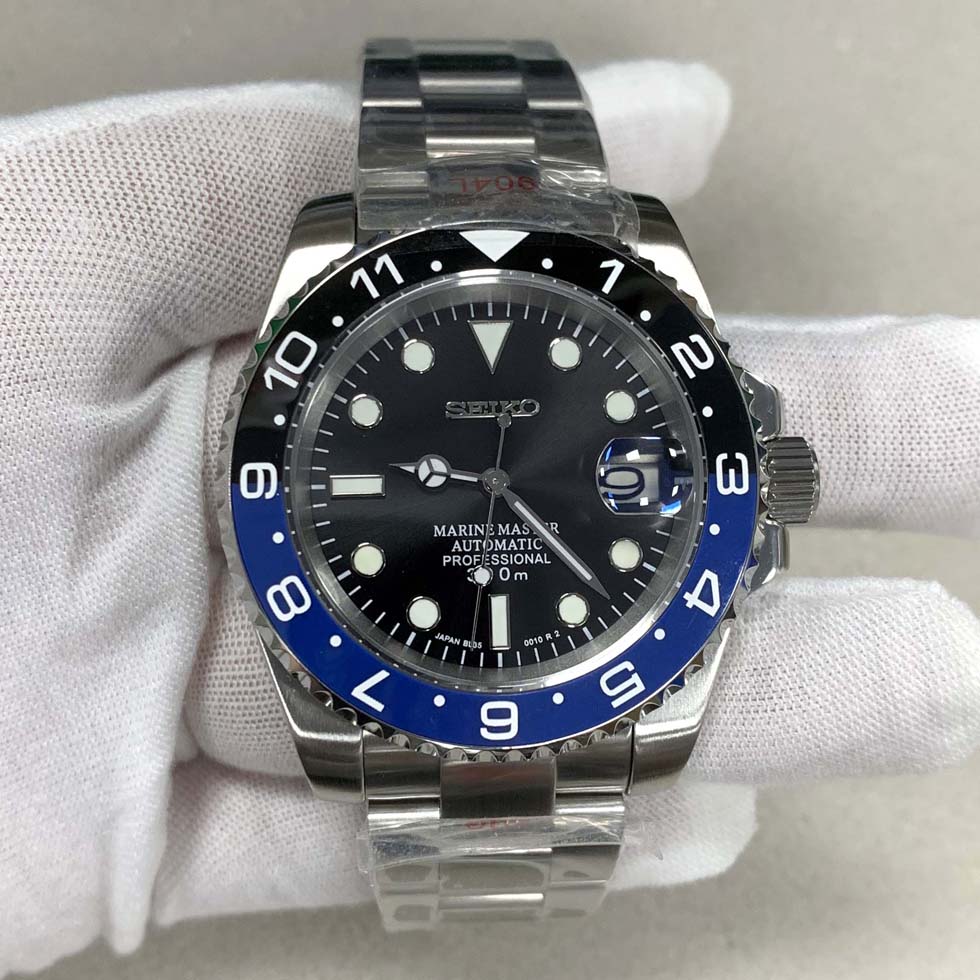 MARINE-MASTER BATMAN